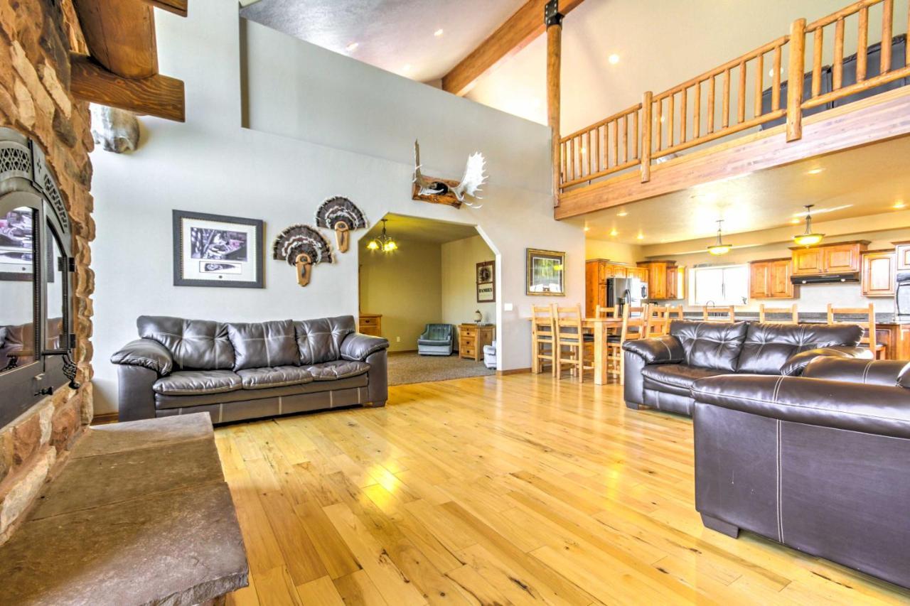 Rustic Bryce Canyon Home With Deck On Sevier River! Hatch Bagian luar foto