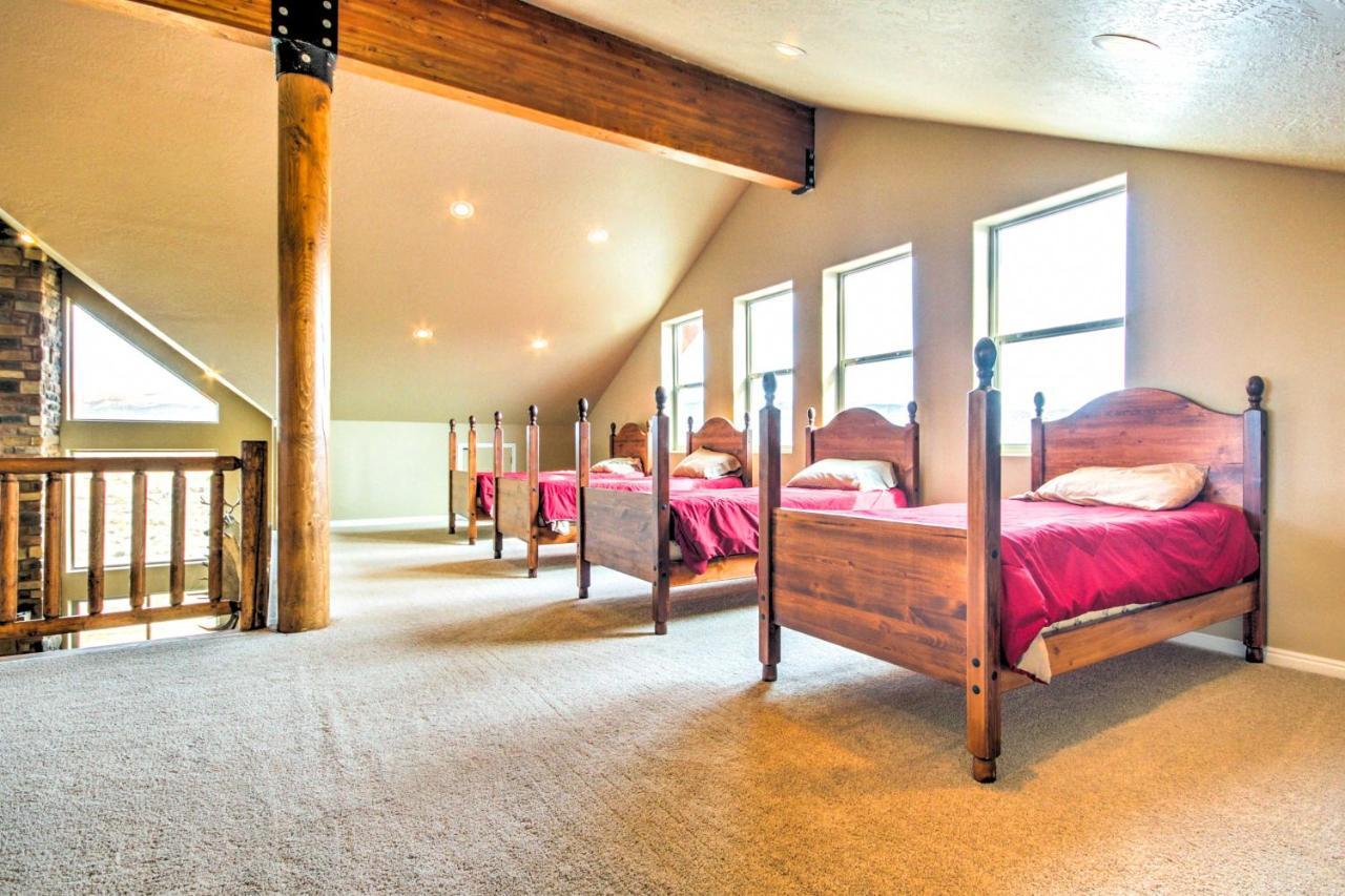Rustic Bryce Canyon Home With Deck On Sevier River! Hatch Bagian luar foto