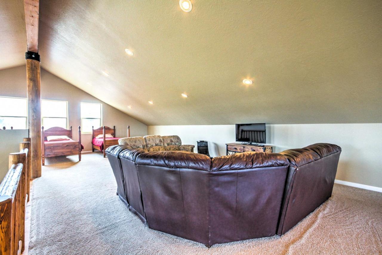 Rustic Bryce Canyon Home With Deck On Sevier River! Hatch Bagian luar foto