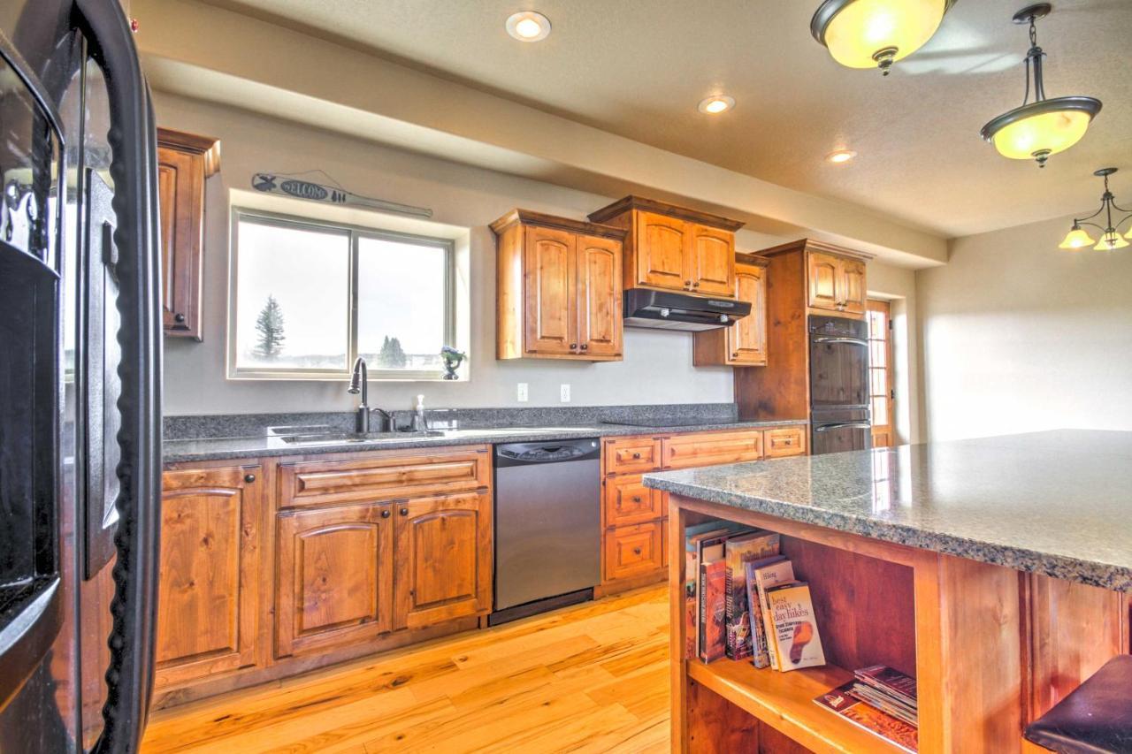 Rustic Bryce Canyon Home With Deck On Sevier River! Hatch Bagian luar foto